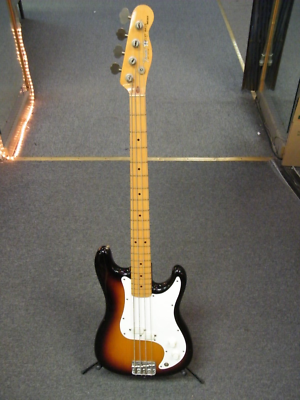 【超激レア！】 Fender USA製 BULLET BASS Deluxe 1981 Fender USA B-34 Bullet Deluxe Electric Bass Guitar