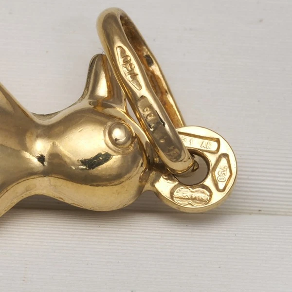 Pingente autêntico UNOAERRE pinguim ouro amarelo 18K 750  - Imagem 3 de 4