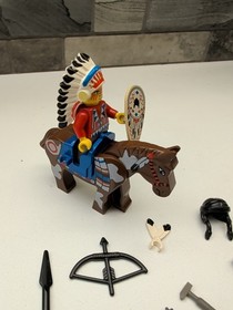 LEGO Western Indian Chief 6709 Big Chief Rattle Snake + War Paint Horse & Extras