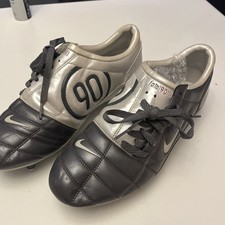 Nike Total 90 III Soccer Cleat Size UK10  Grey-Silver stunning condition 