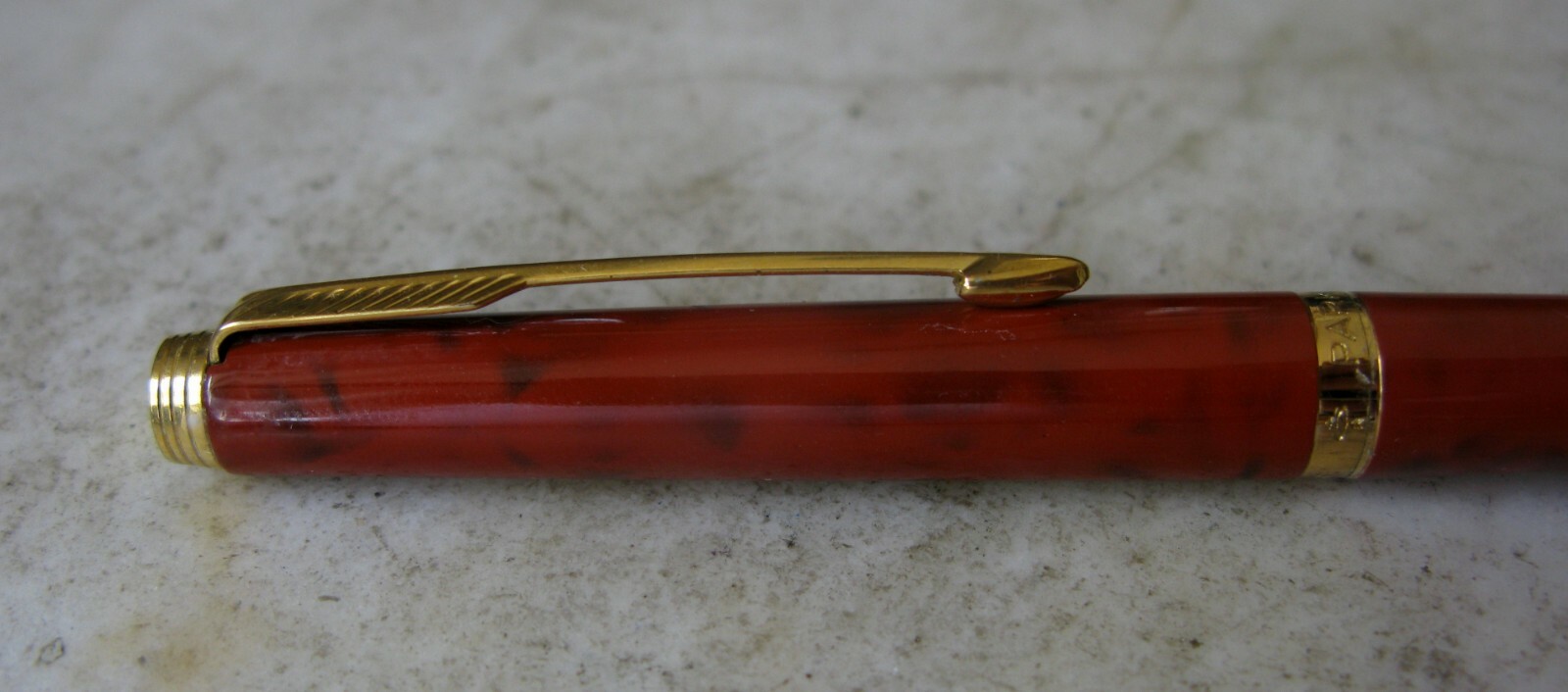 Stylo Plume Parker 180 Slim - Plaqué Or - Neuf (sans Emballage) - État Impeccable