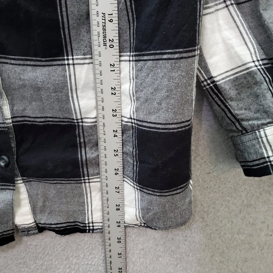 Top de mujer Ava & Viv X negro a cuadros franela abotonada manga larga cuello LEER Foto 4 de 4