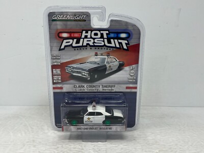 Greenlight Hot Pursuit 1967 Chevrolet Biscayne Green Machine 1:64