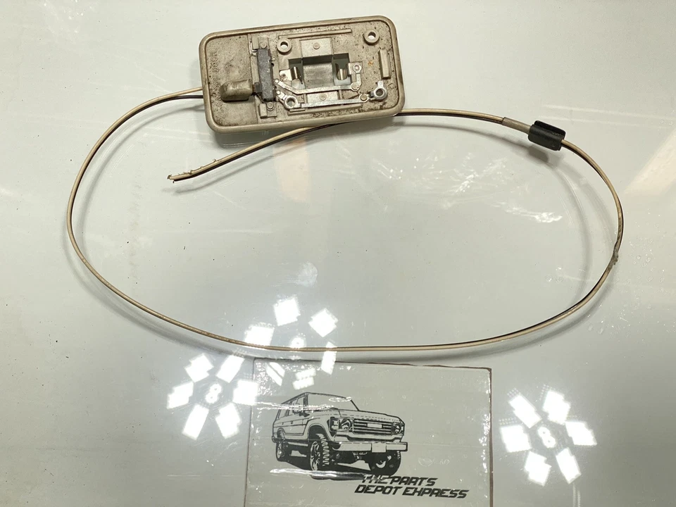 Toyota Land Cruiser BJ60 FJ60 1984 interior domo luz lámpara carcasa 81240-20060 Foto 2 de 4