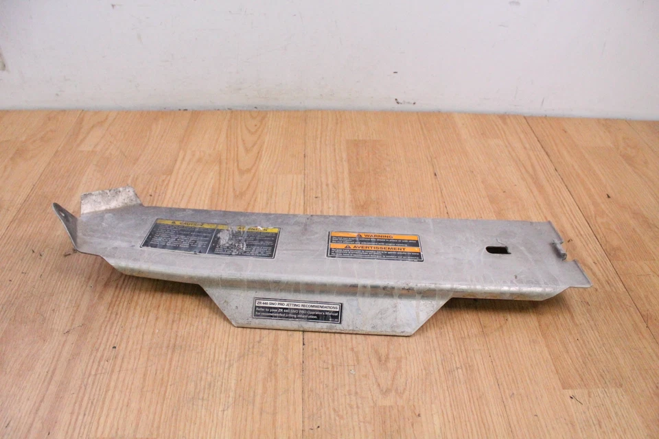 Protector de cubierta de cinturón de embrague Arctic Cat ZR 440 SNO PRO 2002 Foto 3 de 4