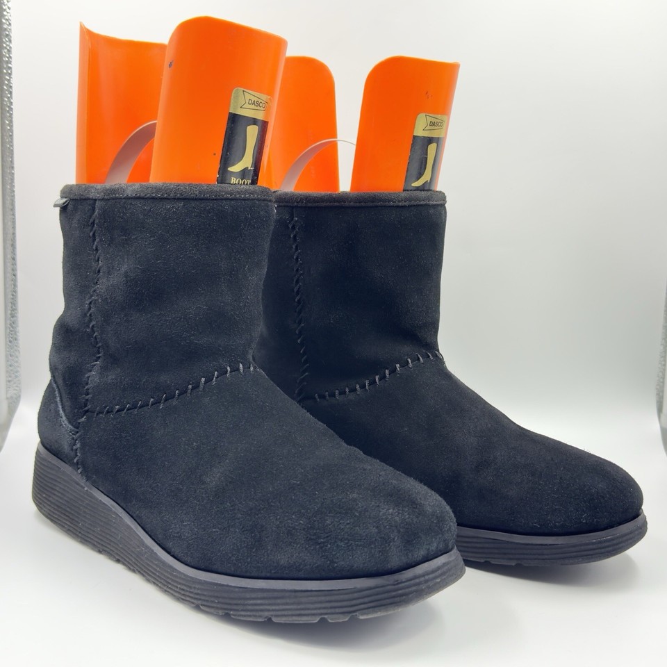 Skechers Keepsakes Wedge Cabin Fever Women’s Black Suede Midcalf Boot