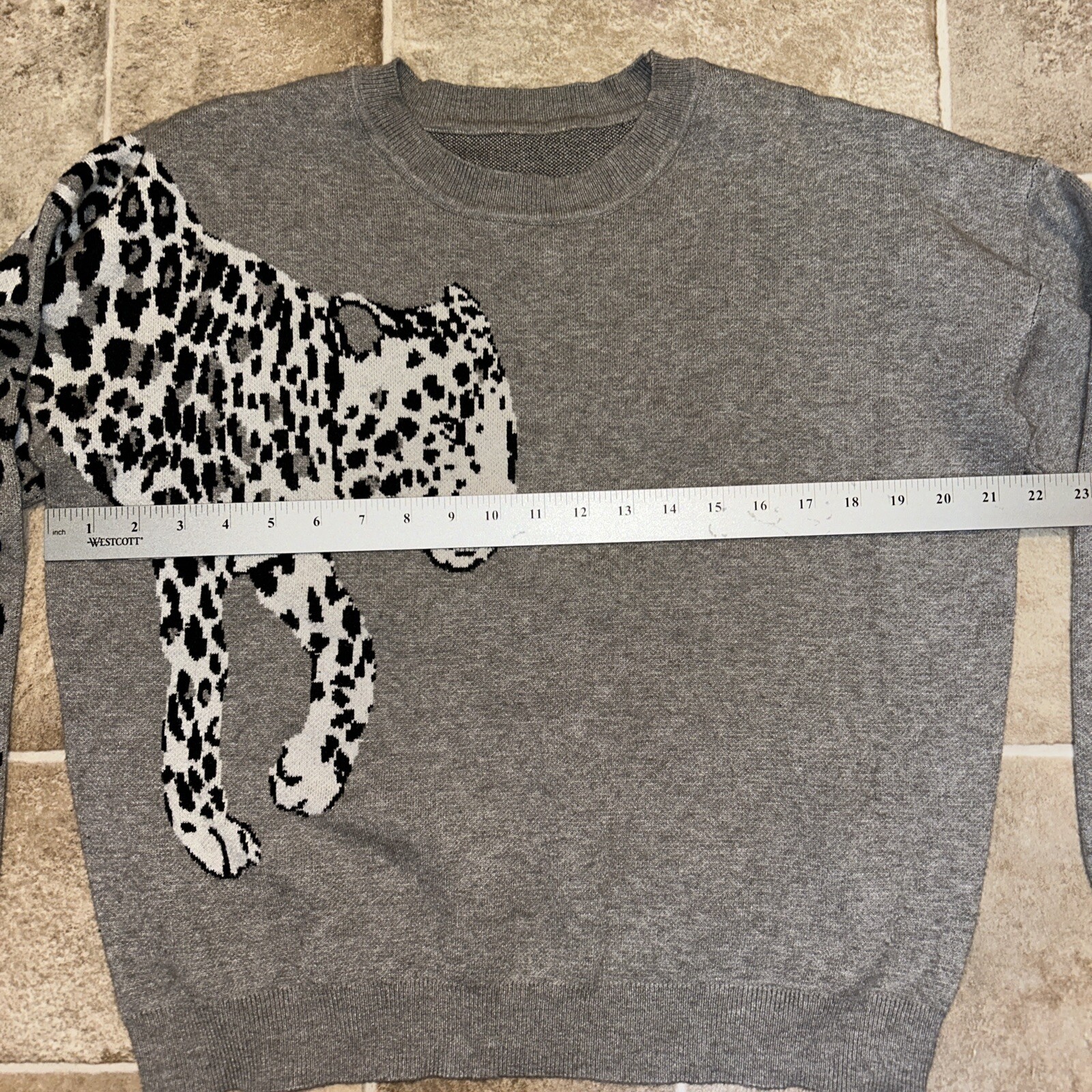 Loose Jumper Leopard Pattern Knitted Cropped Swea… - image 4