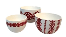 Crate & Barrel Holiday Christmas Snowflake Nesting Serving Mixing Bowls Set 3