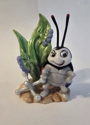 A Bug's Life Movie Fig Lady Bug Disney Store 1998 Porcelain Frances Figure