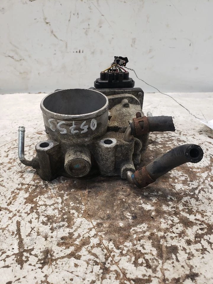 Conjunto de válvula de acelerador del cuerpo del acelerador 2,4 L para 08-15 SCION XB 1394341 Foto 2 de 4