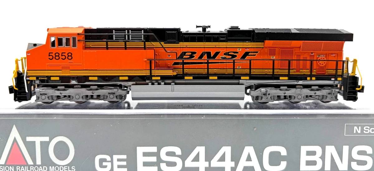 BNSF Railway N Orange Diesel Locomotive Model Railroad Locomotives