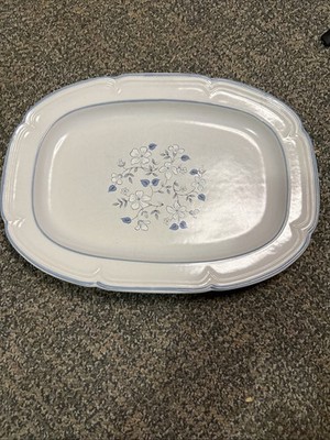 Covington Edition Avondale Hand Decorated Stoneware 13'' Oval Serving Platter