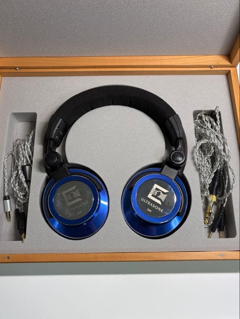 ULTRASONE Headphone Tribute 7 Worldwide Limited Production From