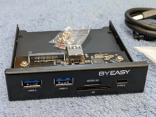 Front Panel 1*Type-C 2*USB 3.0 Type-A 1*Micro SD/TF 5Gbps 3.5" Open Bay Space