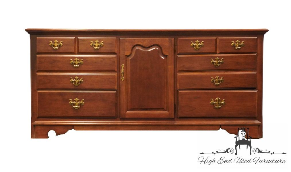 THOMASVILLE FURNITURE Winston Court Solid Cherry Traditional Style