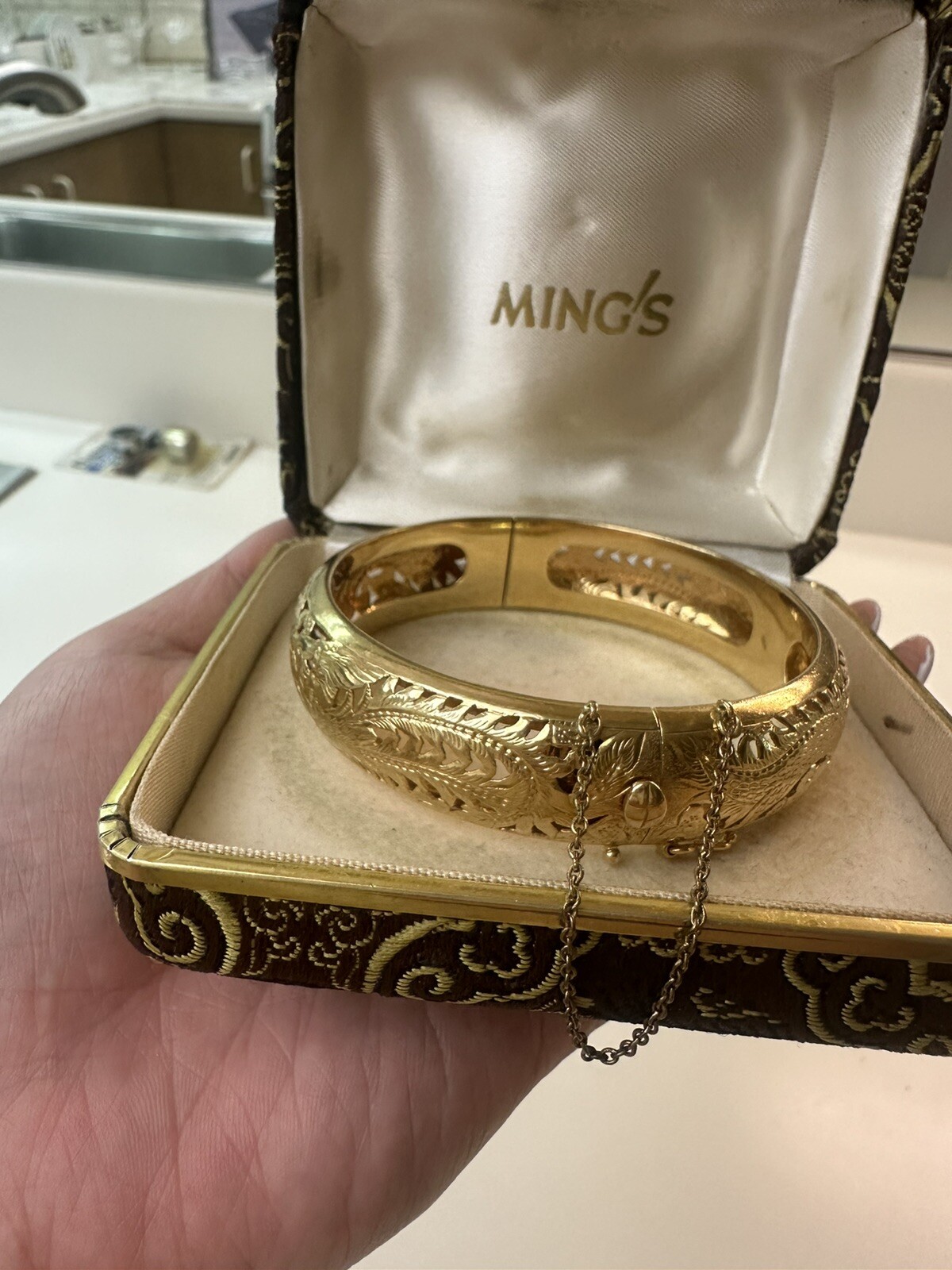 Vintage Mings Jewelry Pierced Dragon and phoenix 14k Gold Bangle 28