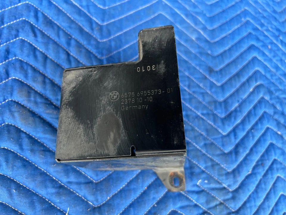 Soporte de montaje de bocina de alarma antirrobo BMW X5 X5M E70 2011-2013 FABRICANTE DE EQUIPOS ORIGINALES #1998EM Foto 2 de 4