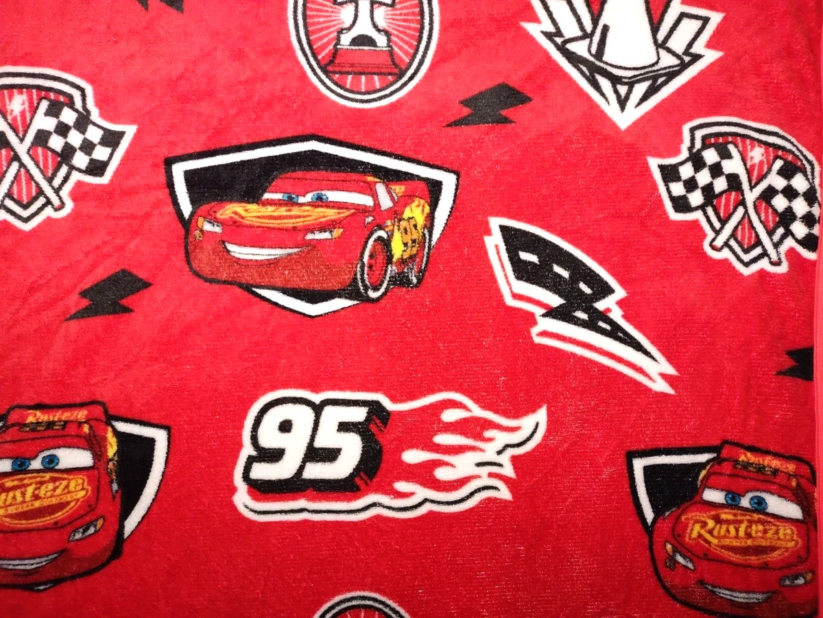 Disney Pixar Red Lightning McQueen Fleece Race Blanket 95 Flags