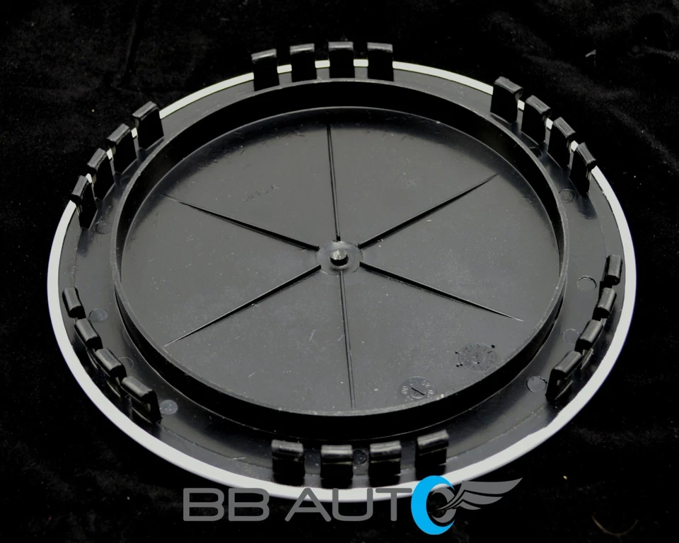 92-99 GM / CHEVROLET SILVERADO SUBURBAN TAHOE 16" WHEEL CENTER CAPS HUBS SET NEW - Image 4 of 4