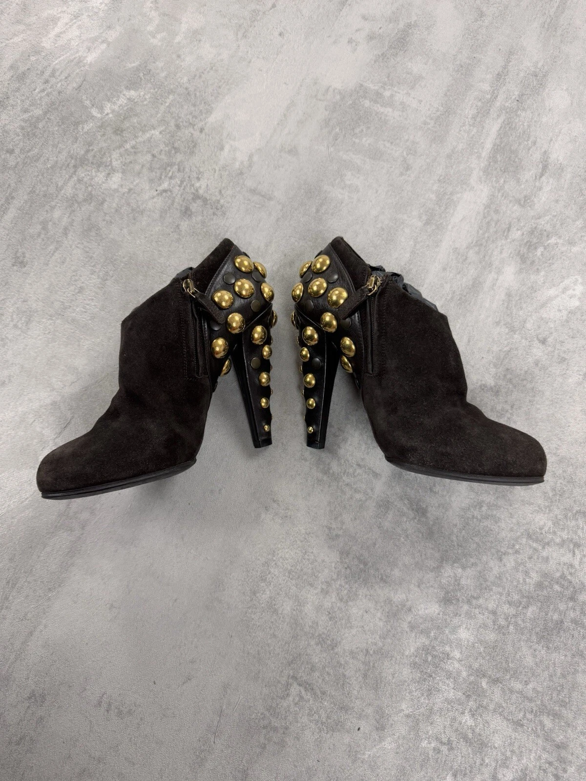 Chaussures femme Gucci talons daim cuir marron cloutées pointure 36 1/2 208394