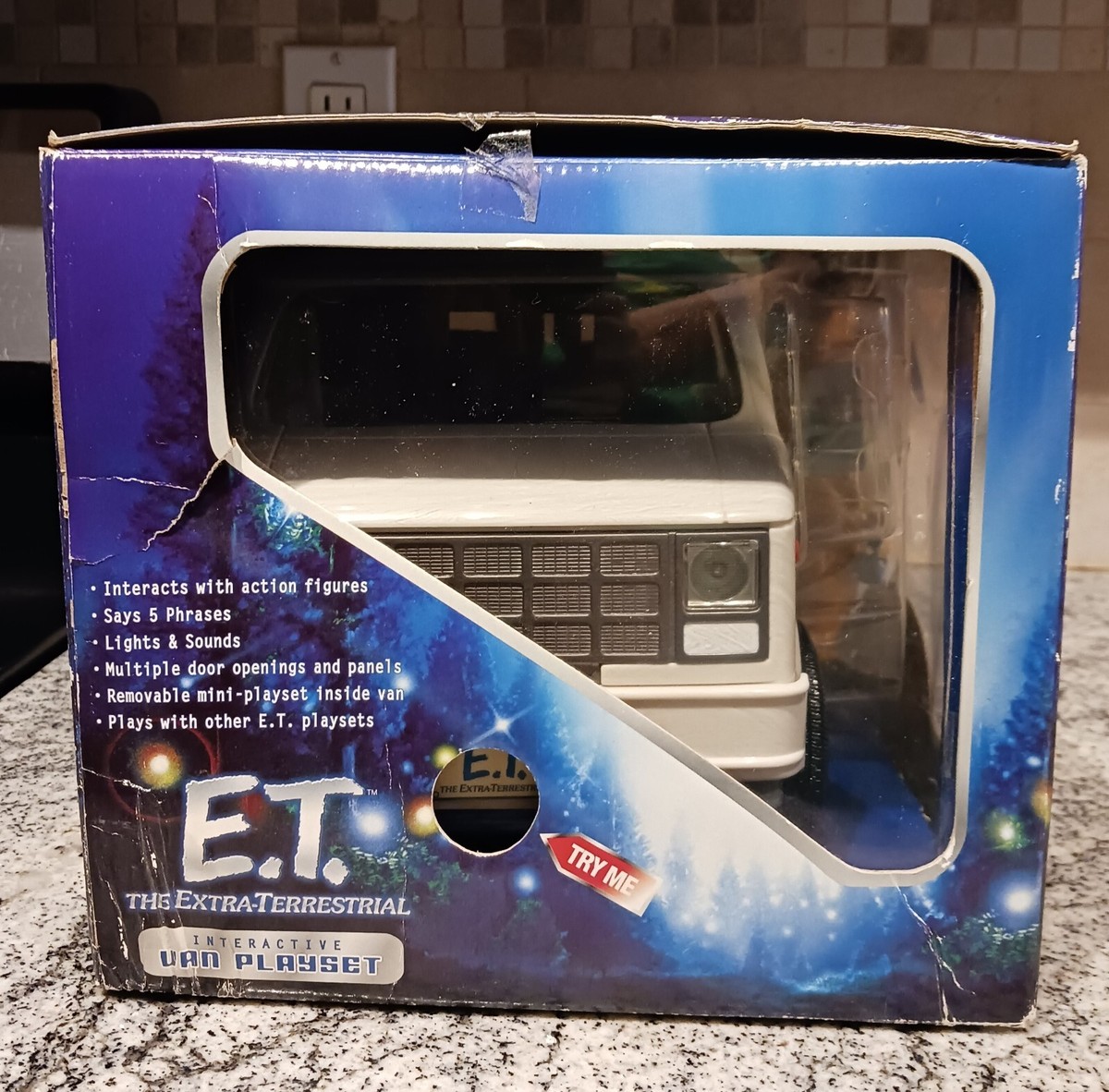 ET The ExtraTerrestrial Interactive Van Playset Toys R Us ET The ExtraTerrestrial Interactive Van Playset Toys R Us