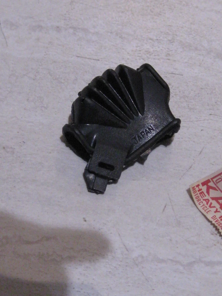 KAWASAKI F9 350/F5/F81M/F8/F7 РЫЧАГ ПЫЛЕЗАЩИТНЫЙ ЧЕХОЛ НОВЫЙ ИЗ СТАРЫХ ЗАПАСОВ! - Изображение 2 из 2