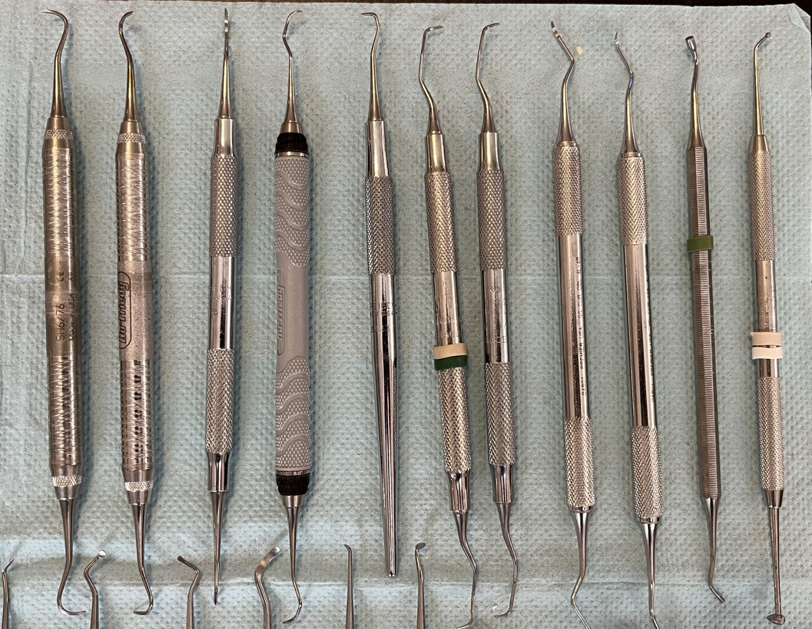 Hu-Friedy Dental Hand Instruments Lot (35 Pieces) Used, Free Shipping
