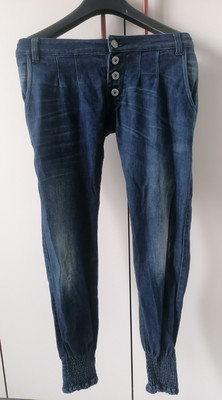 Womens Denny Rose Jeans. Size XS. Blue color. Made In Italy.