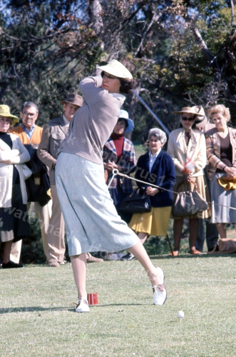 Vintage Female Golfer ? Babe Didrikson Zaharias Golf Original 35mm Photo Slide - Picture 1 of 2