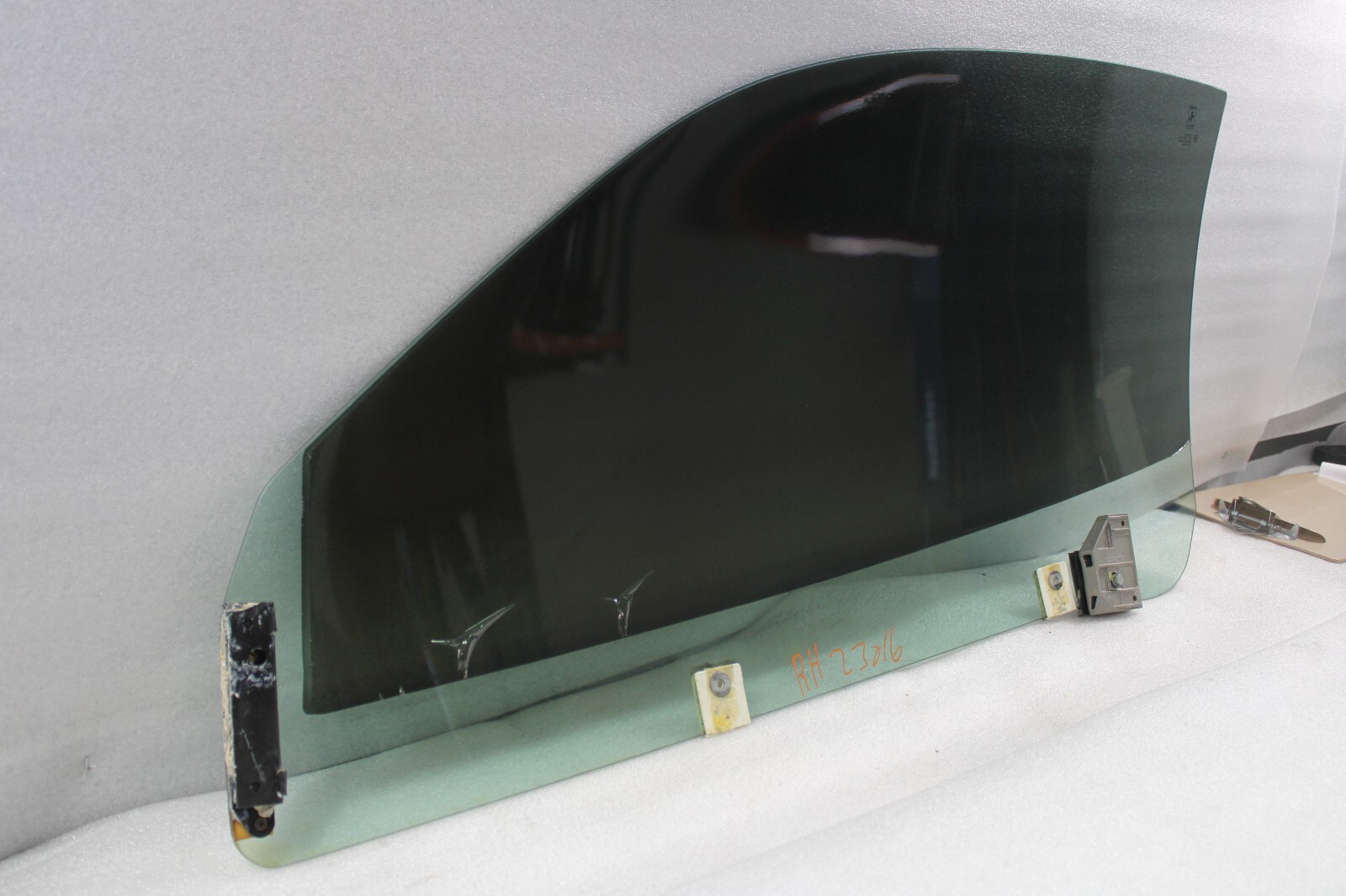 Ferrari 575, 550, RH, Right, Front Door Glass, Used, P/N 64573500