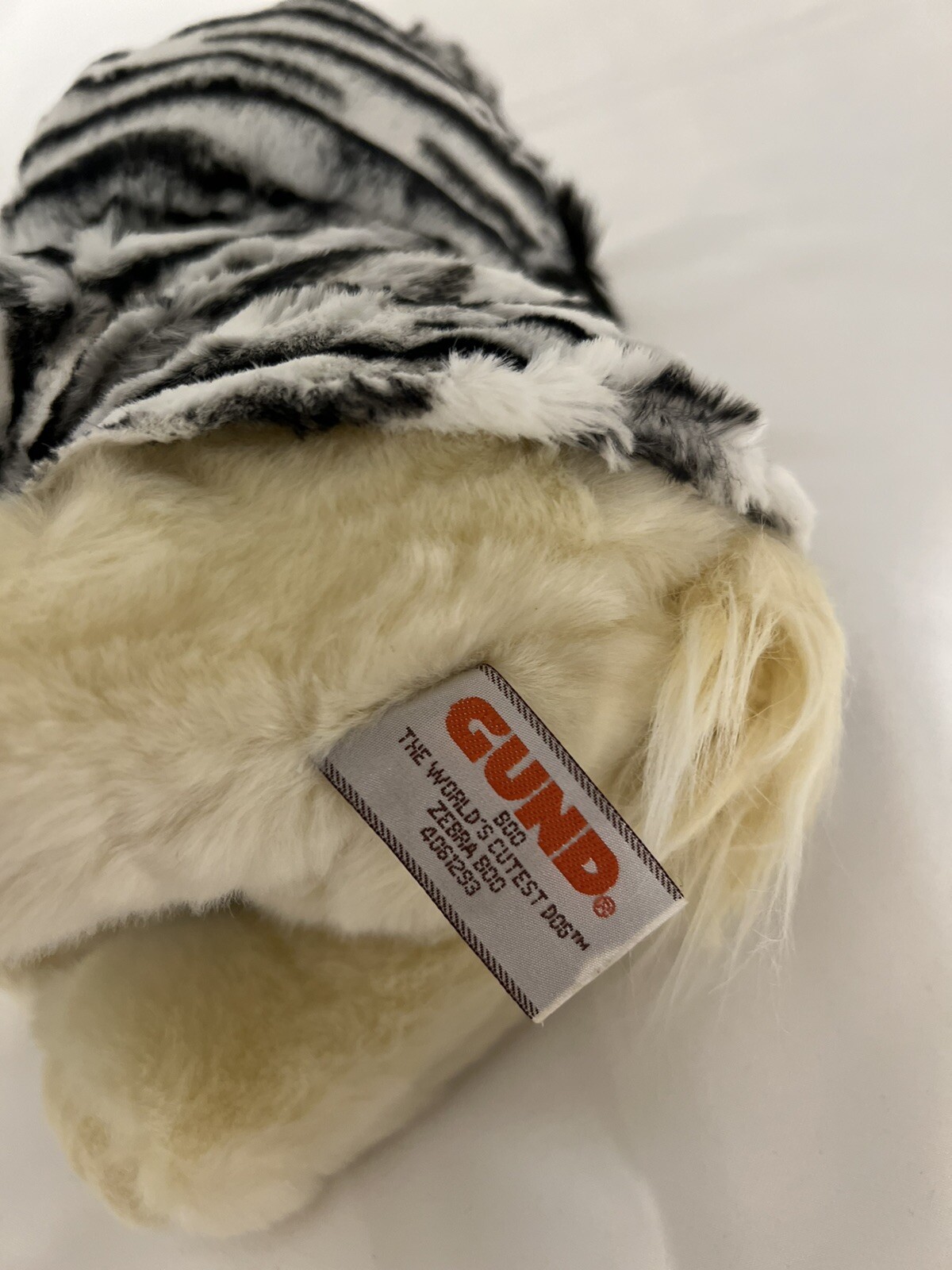 NEW GUND World&rsquo;s Cutest Dog Boo Zebra Outfit Plush Stuffed Animal 9&rdquo; Pomeranian