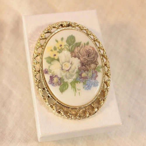 Vintage Gold-Tone Porcelain Pendant with Painted Flowers - product listing photo