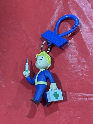 Fallout 76 Vault Boy Syringe figure keychain video game backpack hanger toy!
