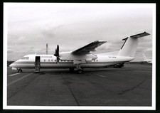Fotografie Flugzeug Schulterdecker, Passagierflugzeug der Regionair, Kennung 9V