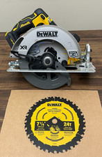 DEWALT 20V MAX XR Brushless Cordless 7-1/4 in. CircularSaw Tool Only DCS590 New