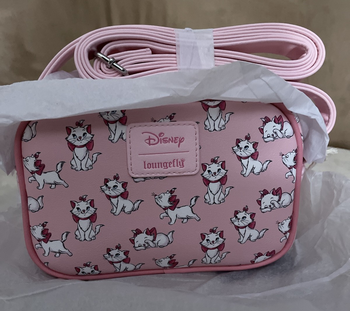 NWT Loungefly Disney The Aristocats Sassy Marie Pink Camera 