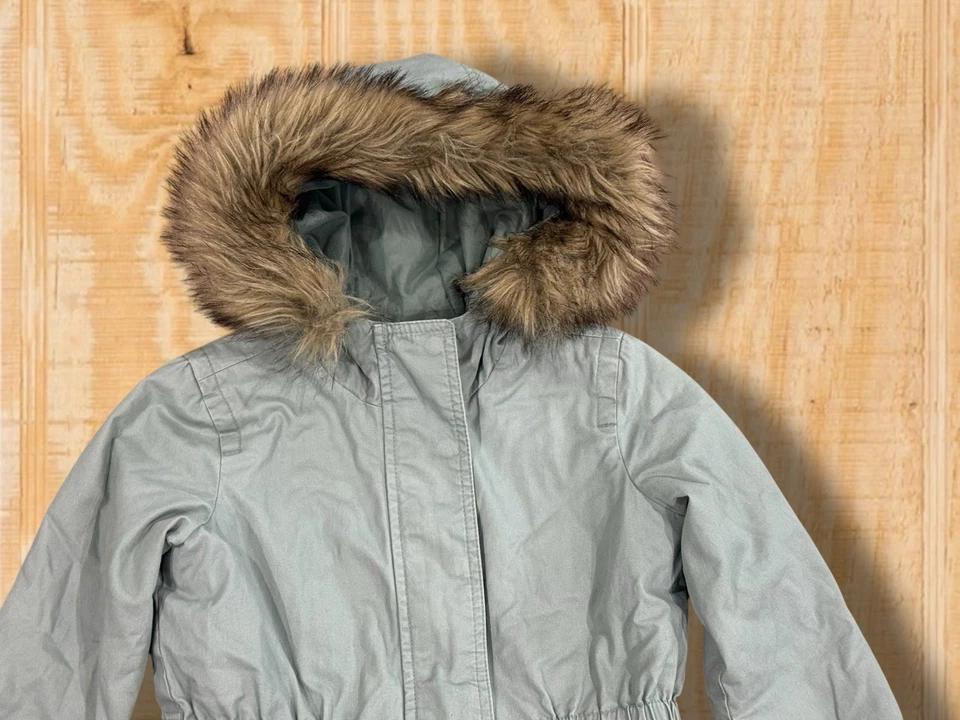 GAP KIDS Sherpa-Lined Utility Parka Small Sage Green Faux Fur Hooded Jacket Coat - Image 3 of 4