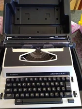 Royal Aristocrat Electric Type Writer W/ Case for parts