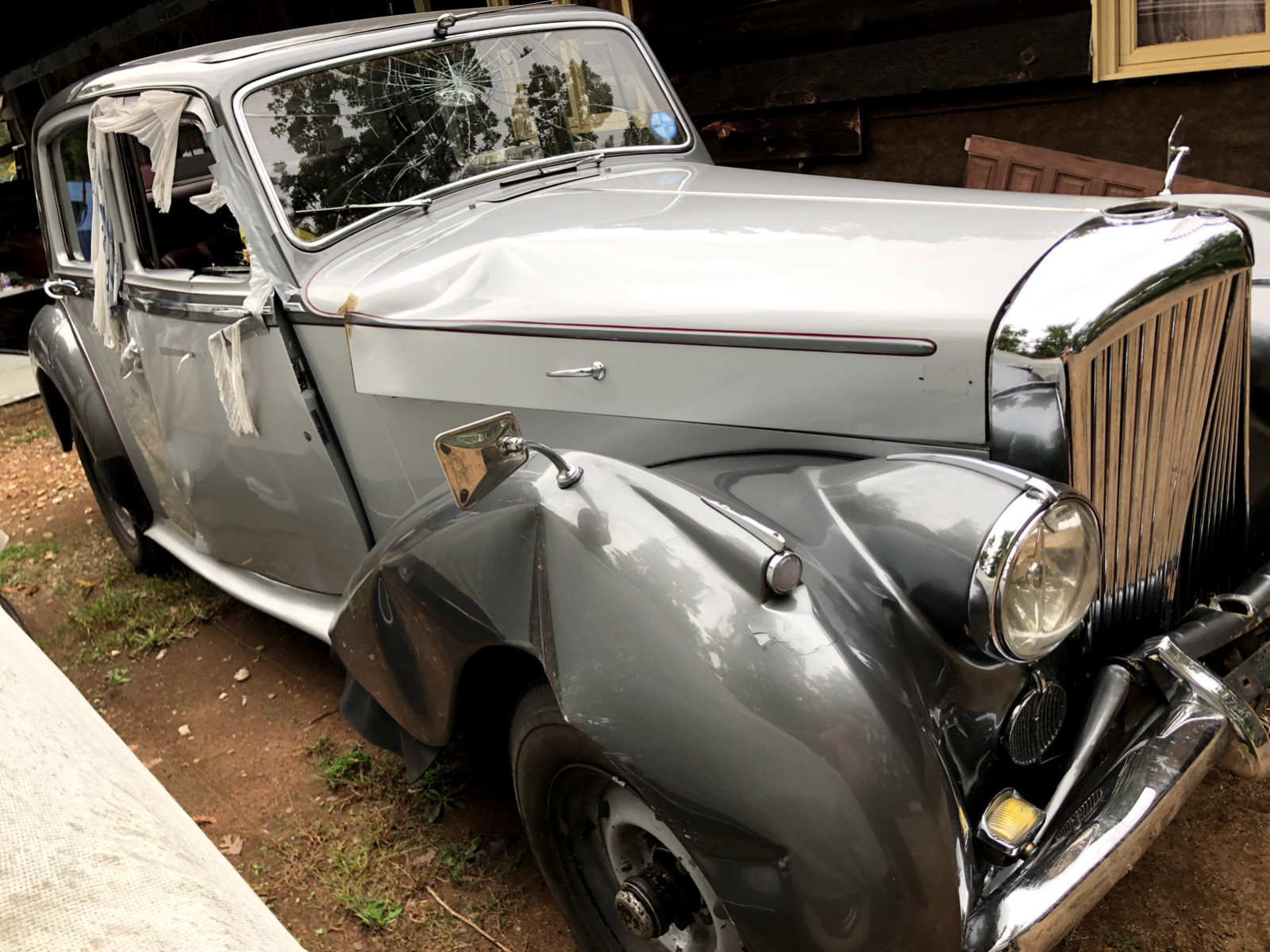 ROLLS ROYCE DAWN WRAITH BENTLEY LIGHT. WORLDS LARGEST USED 1946 - 1965 INVENTORY