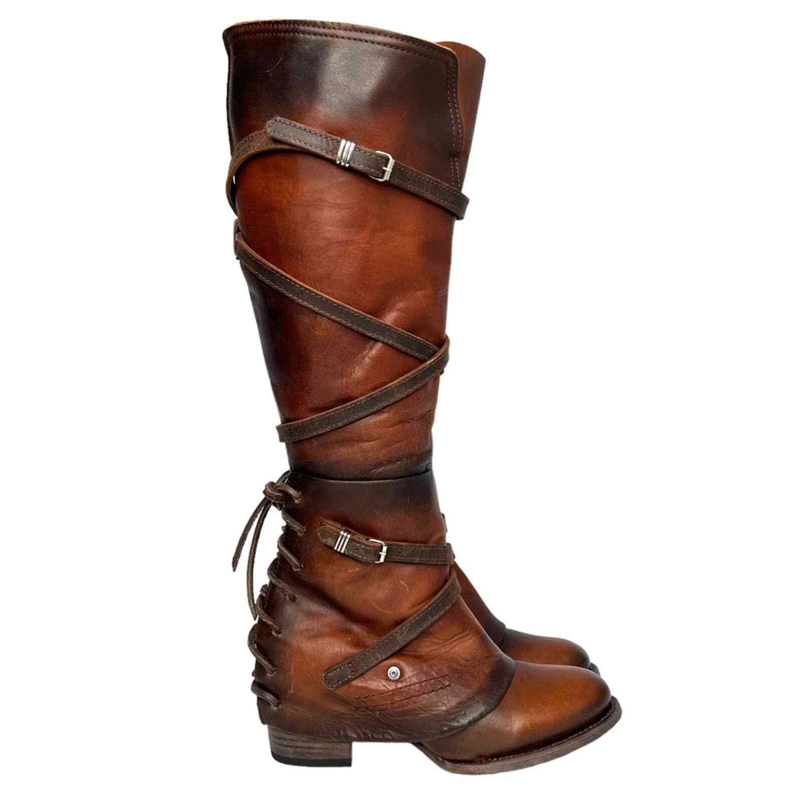 Freebird Cassius Boots in Brown 