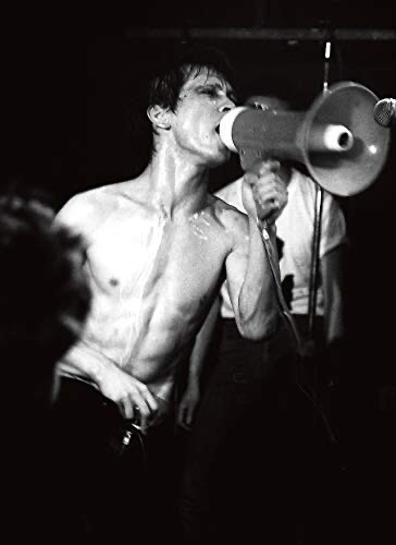 Underground GIG Tokyo 1978 – 1987 Action Portrait Live Photo