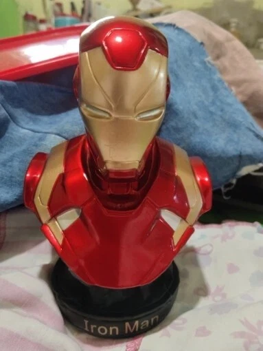 Vengadores Iron Man 16CM Cabeza Busto Estatua Modelo Coleccionable Figura Resina Totalmente Nuevo Foto 3 de 4