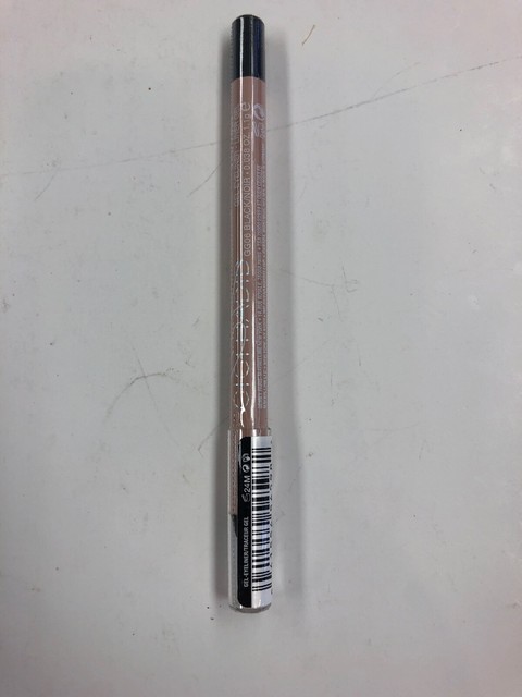 Maybelline New York Gigi Hadid Gel Eyeliner Black