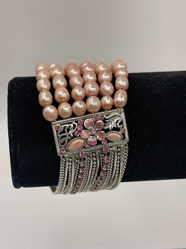 Bracelet Silver Pink Rhinestones Pearls Round Square 7.5" Stretch - Picture 3 of 6