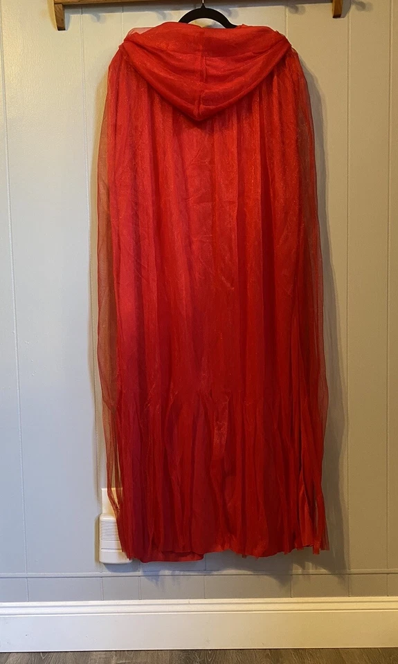 Totally Ghoul Mujer’s Halloween Capa Roja Con Capucha Talla Única Se Adapta a la mayoría Foto 3 de 4