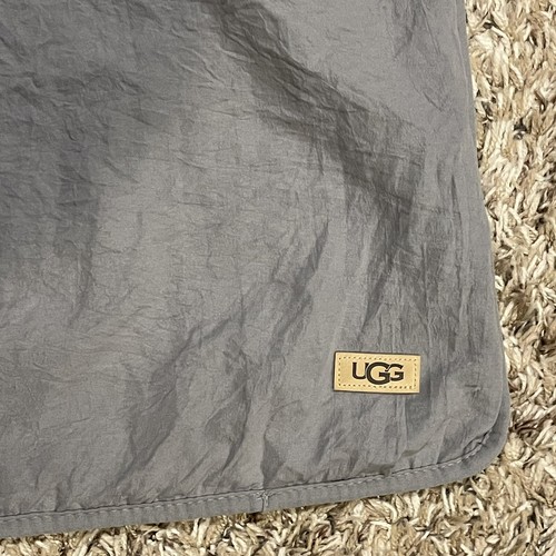 UGG Grey Single Standard Pillow Case Pillowcase Padded Ribbed Textured Soft - Picture 3 of 8