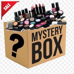 Details About Makeup Mysteries Box Lot High End Brands New 200val Life With Mak Laura Lee