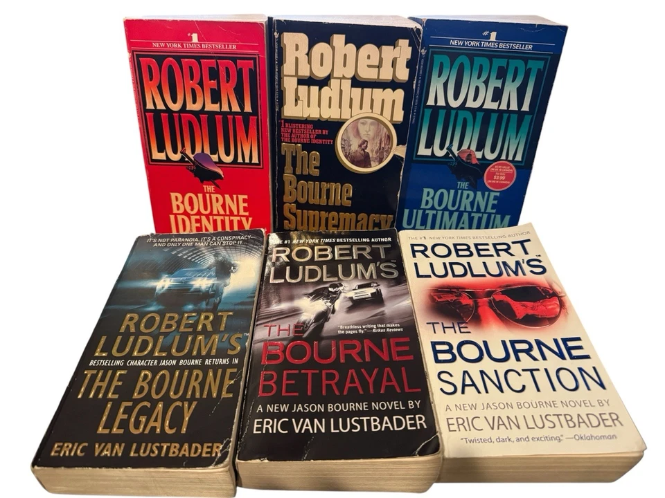 Robert Ludlum PB Lot of 15 Bourne (1-6) and standalone novels Foto 2 de 4