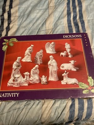 Vintage Dicksons 12 Piece Nativity Bisque Porcelain With Gold & Glazed Highlight