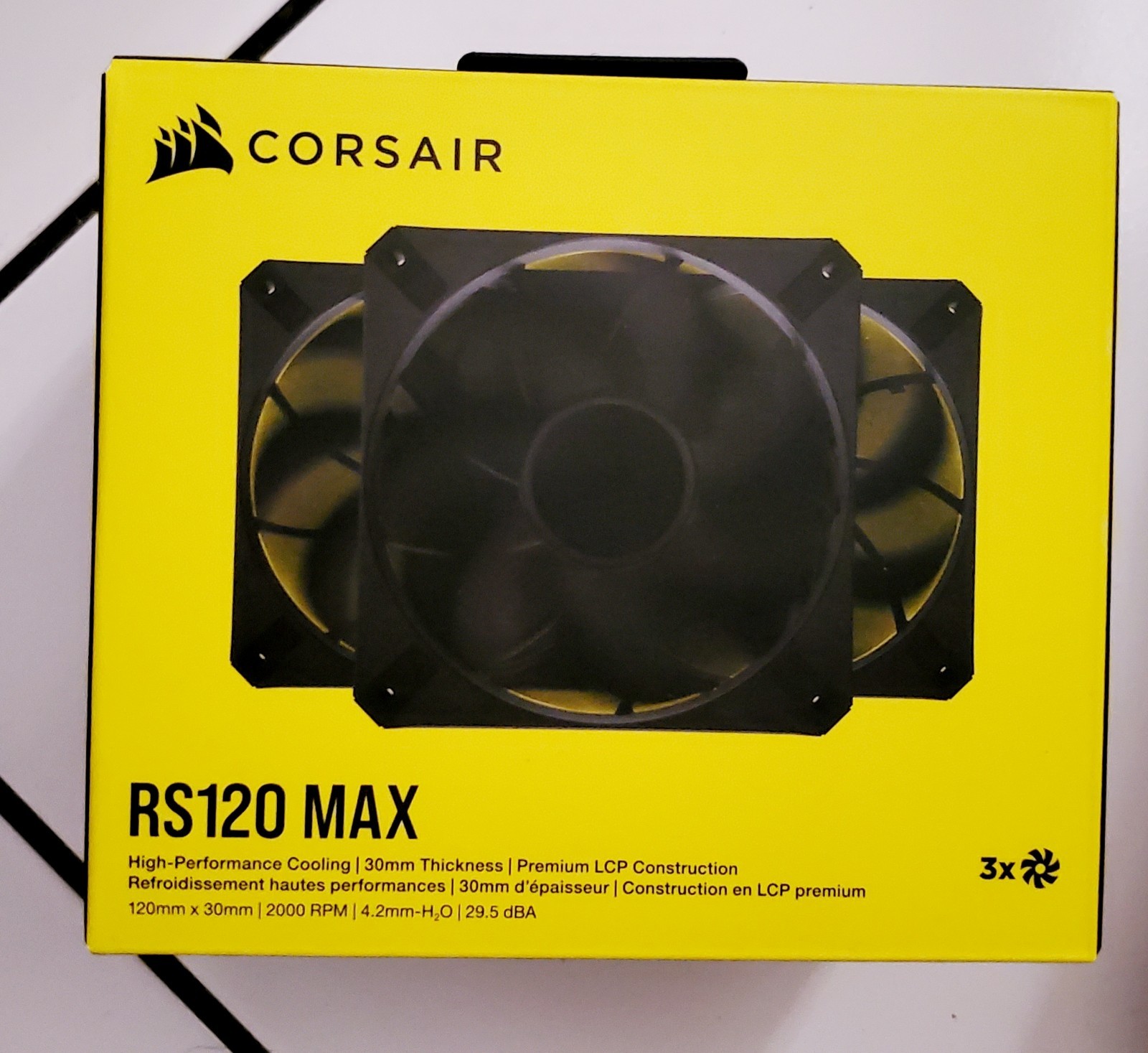 Kit ventilateur CORSAIR RS120 Max PWM pour PC silencieux de studio et gaming de nuit
